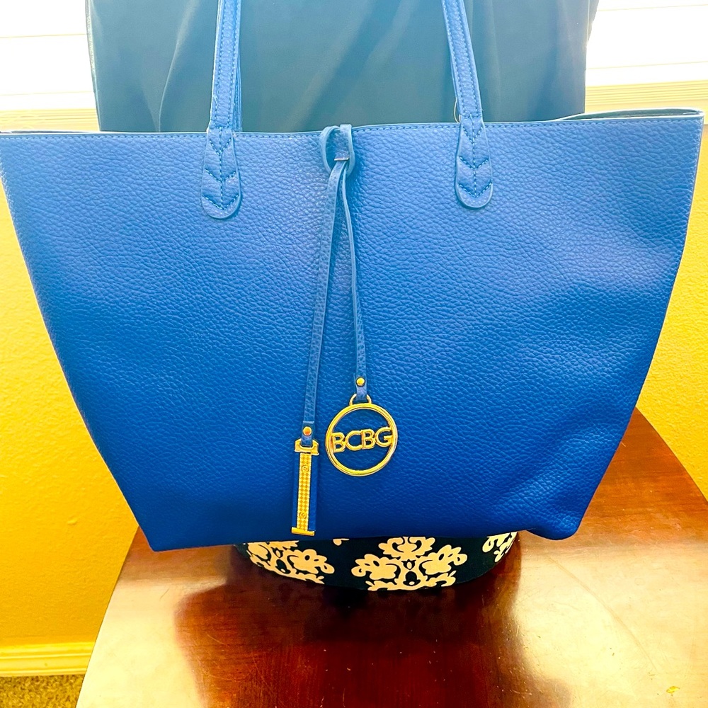 BCBG ROYAL BLUE TOTE SHOULDER BAG